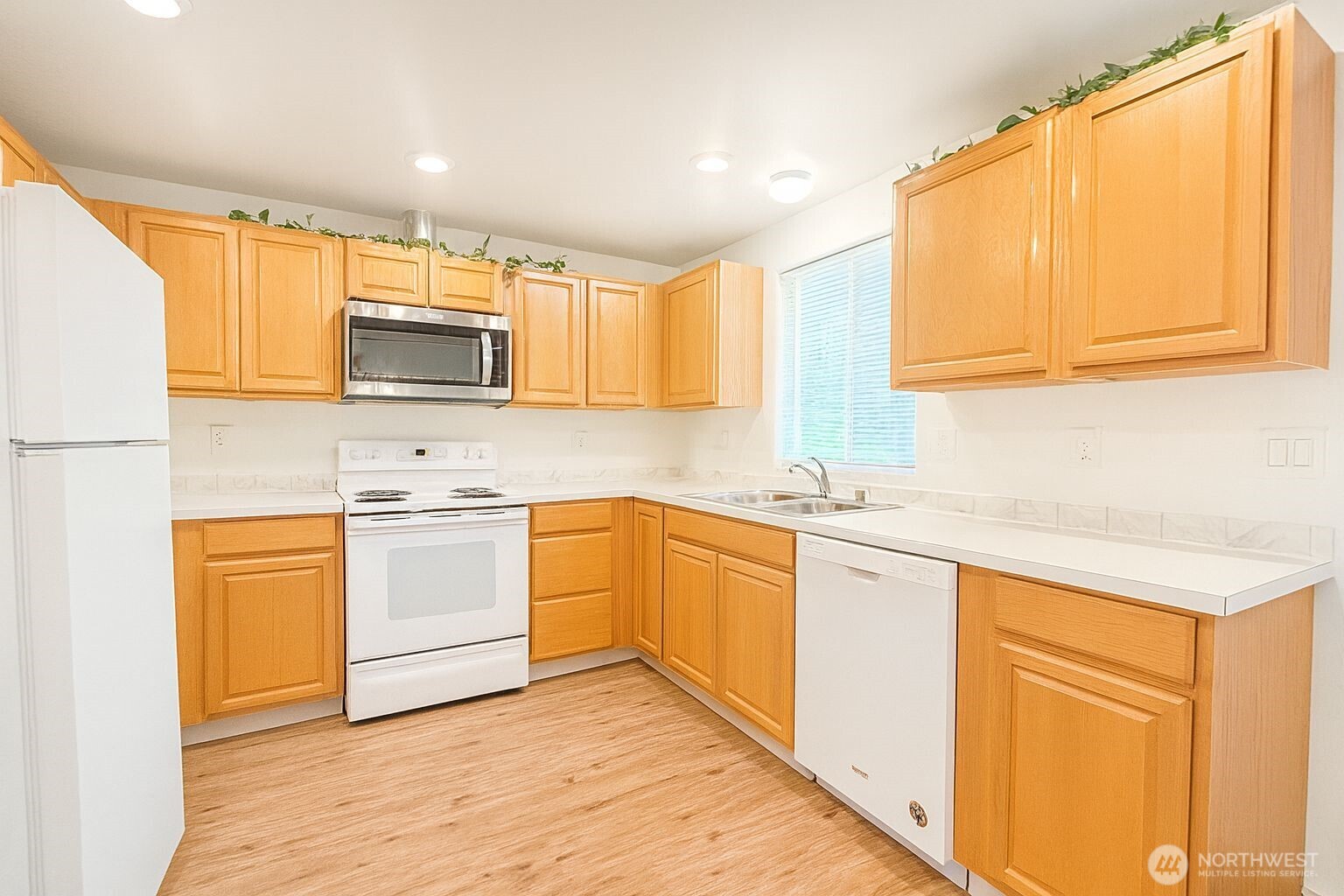 6601 -6605 E B Street , Tacoma, WA 98404