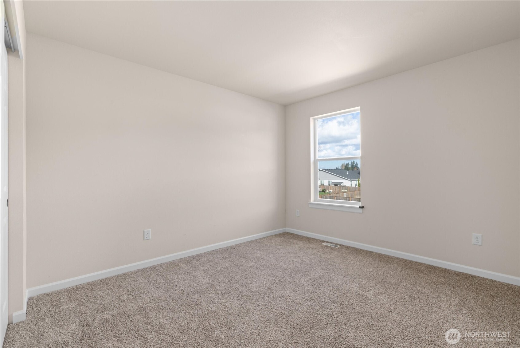 15750 58th Street Court E, Sumner, WA 98390