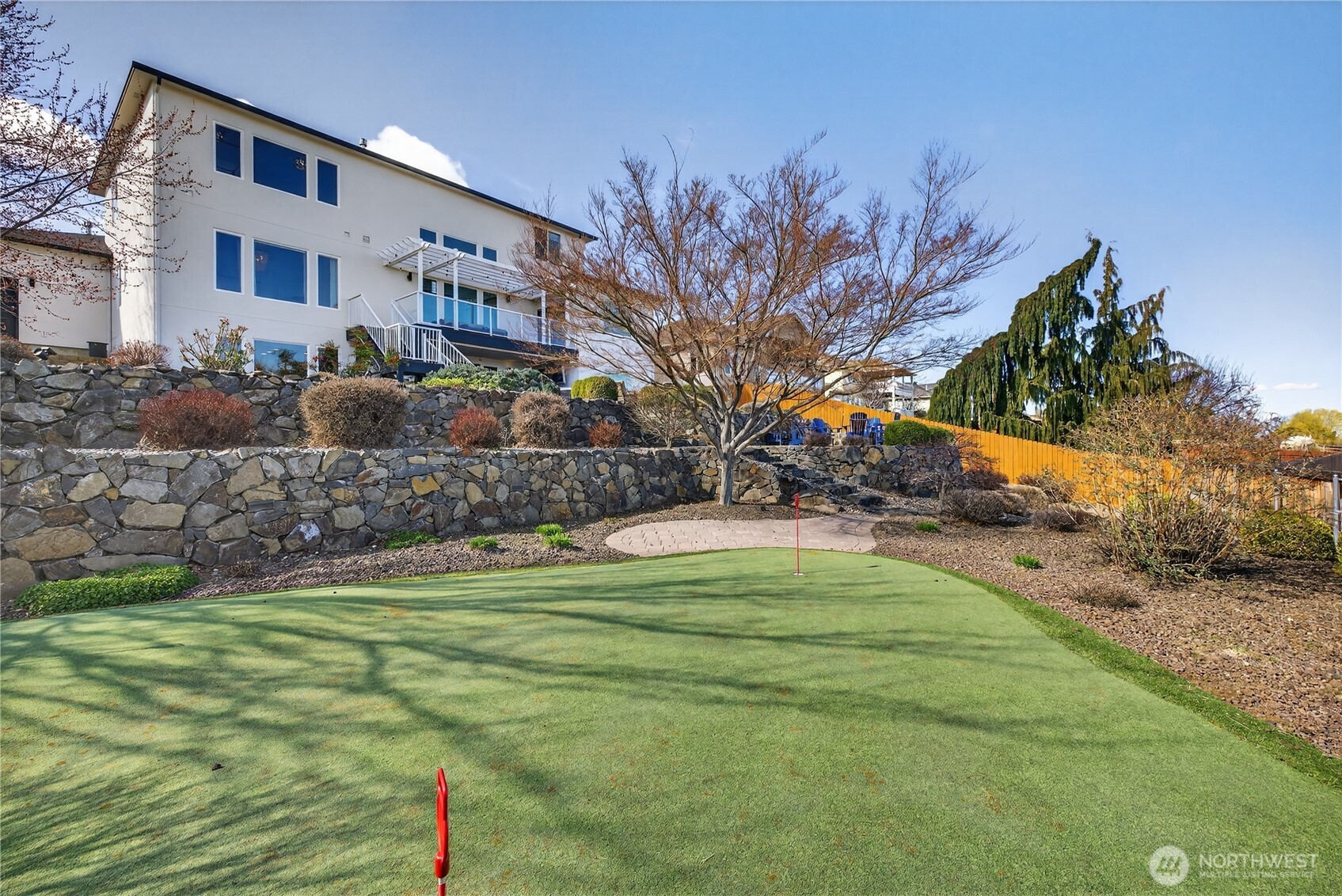 1614 W 51st Avenue , Kennewick, WA 99338