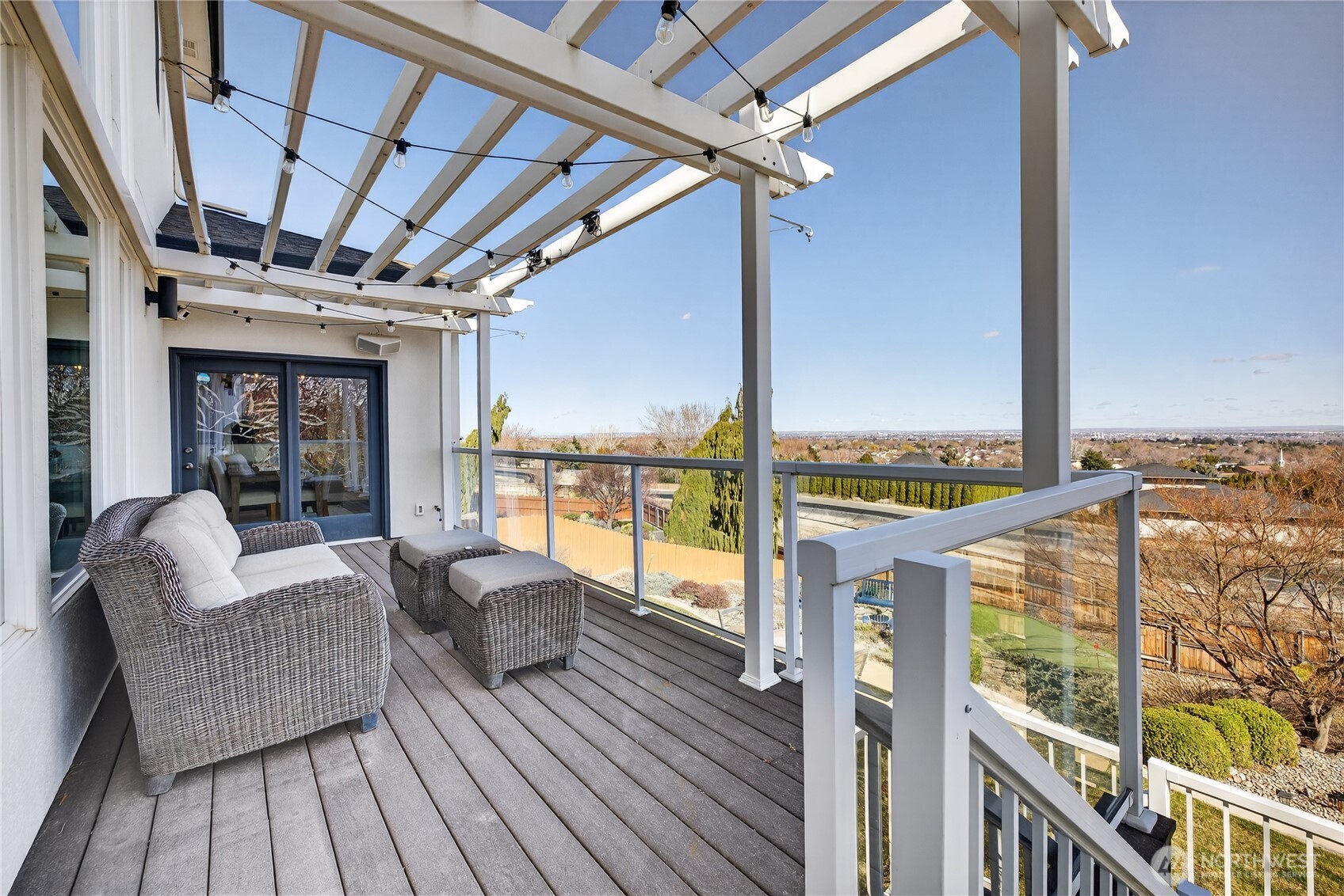 1614 W 51st Avenue , Kennewick, WA 99338