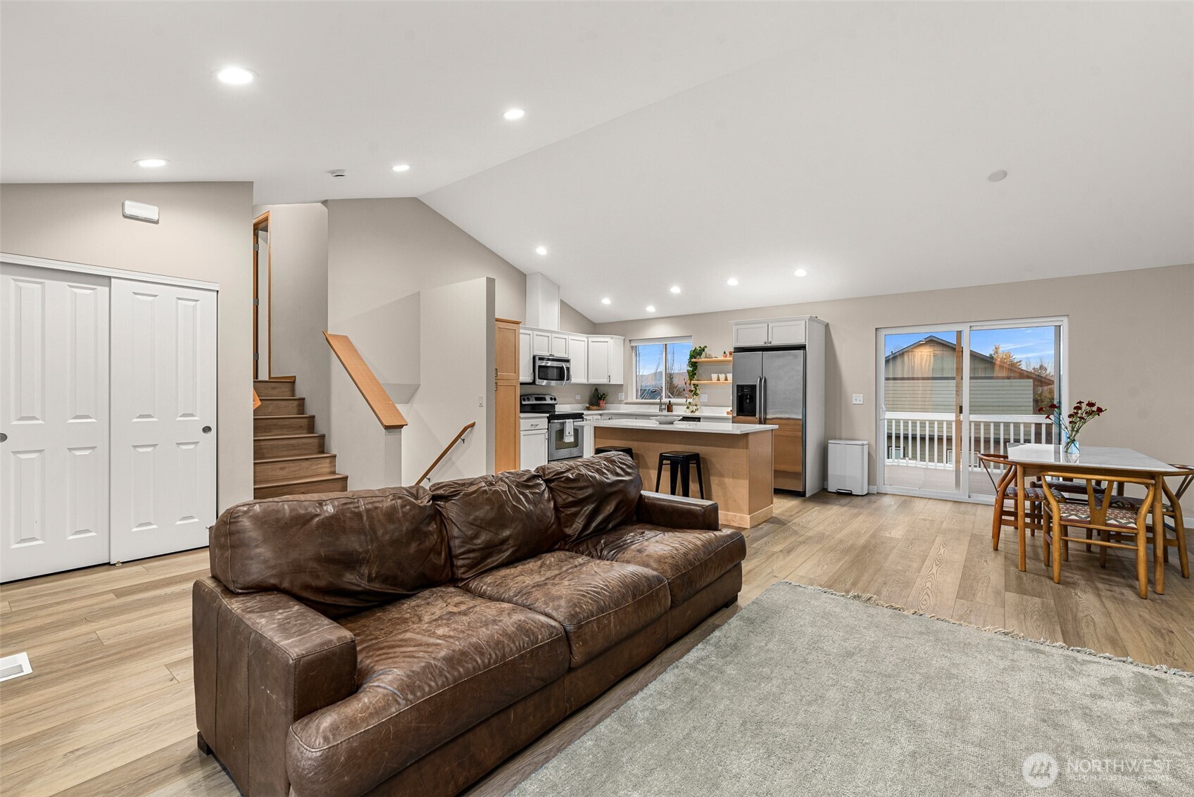 576 Saddle Rock Loop , Wenatchee, WA 98801