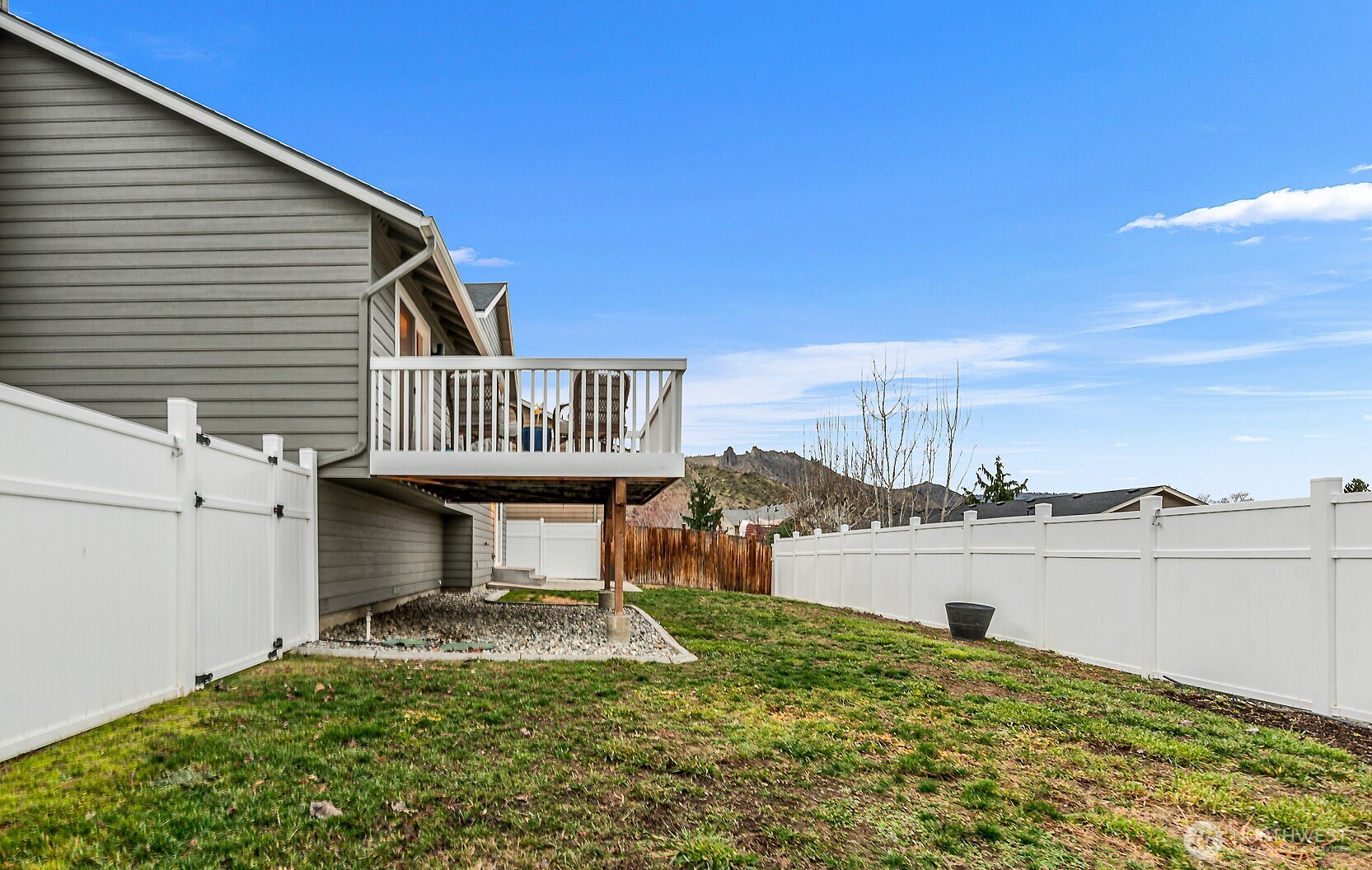 576 Saddle Rock Loop , Wenatchee, WA 98801