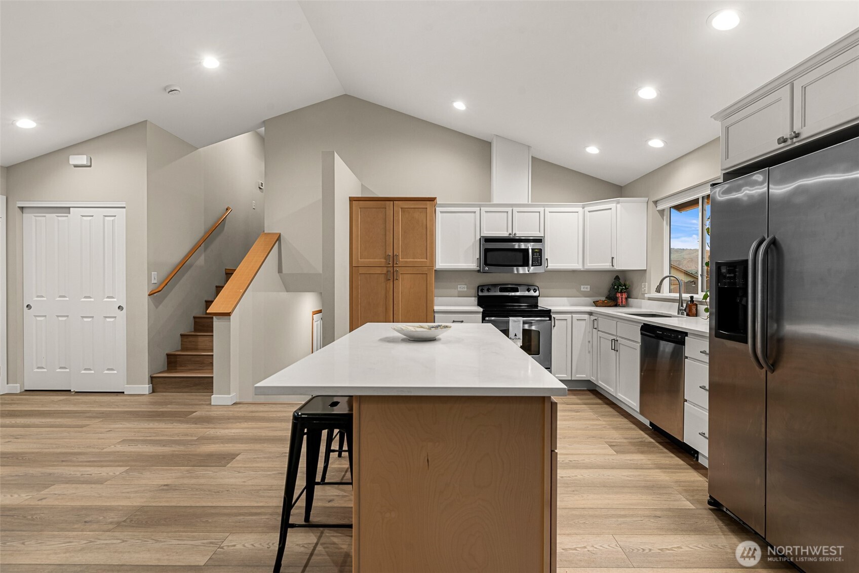 576 Saddle Rock Loop , Wenatchee, WA 98801