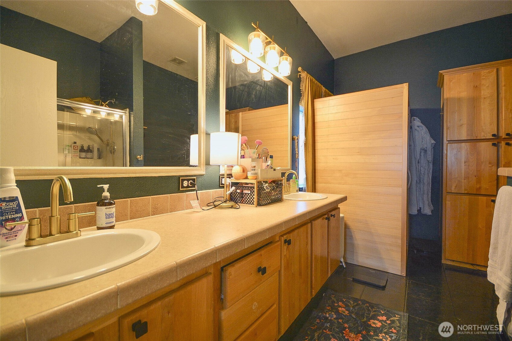 119 Becker DR , Winlock, WA 98596