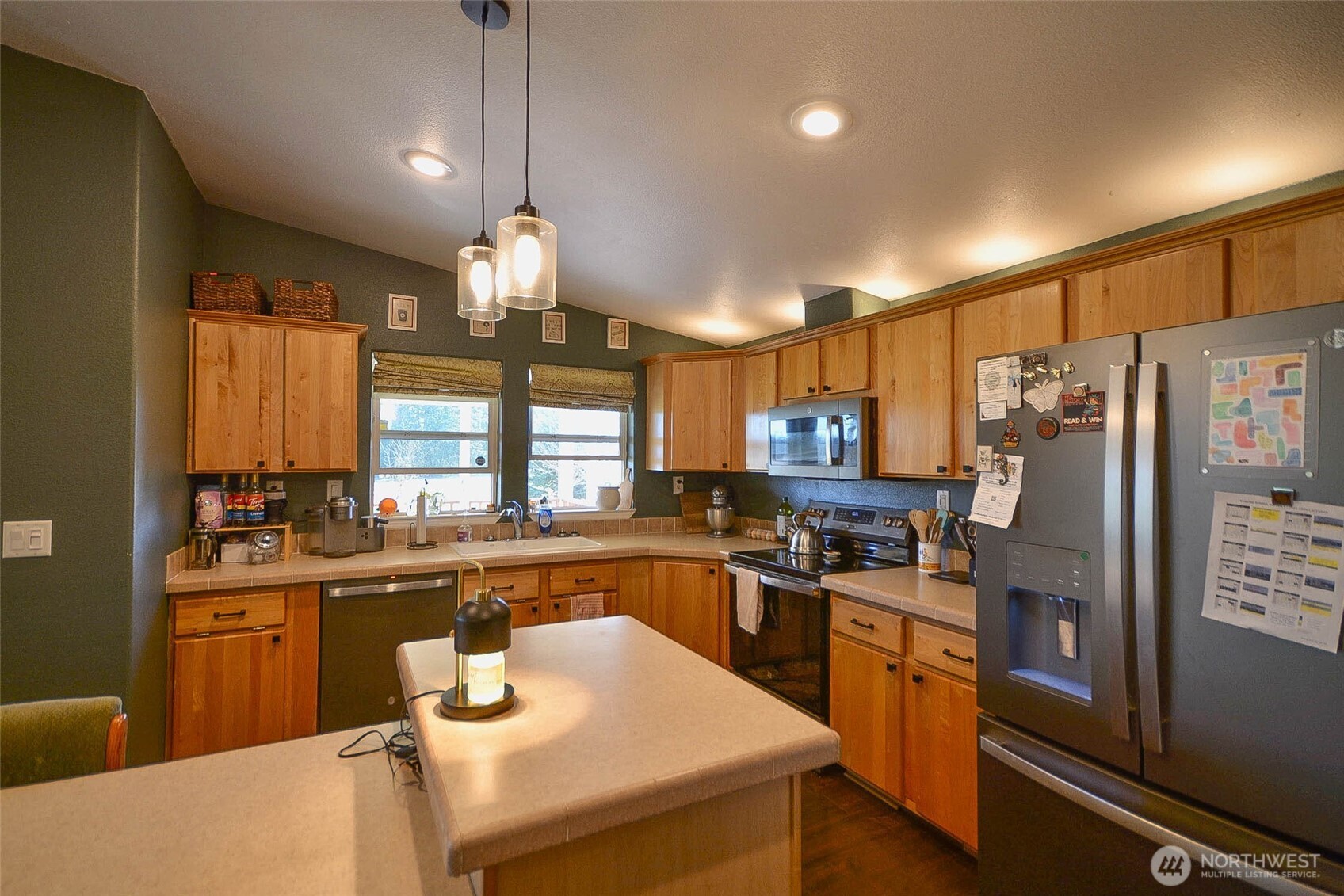 119 Becker DR , Winlock, WA 98596