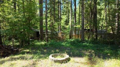 82 Riverside Drive , Deming, WA 98244