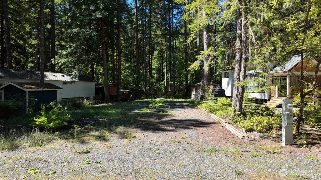 82 Riverside Drive , Deming, WA 98244