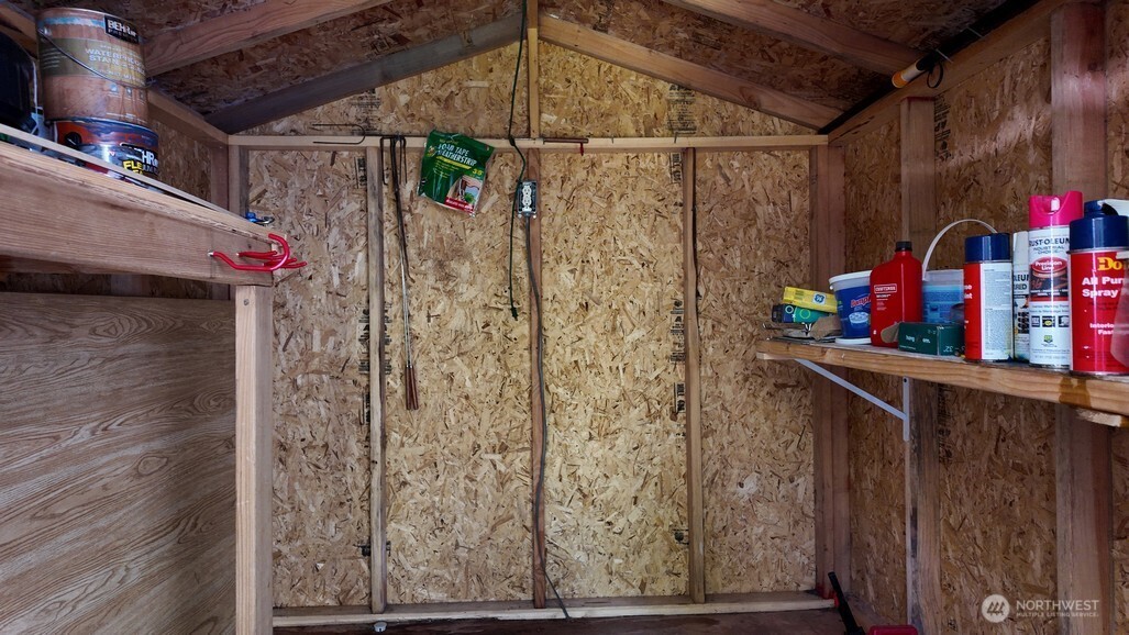 82 Riverside Drive , Deming, WA 98244