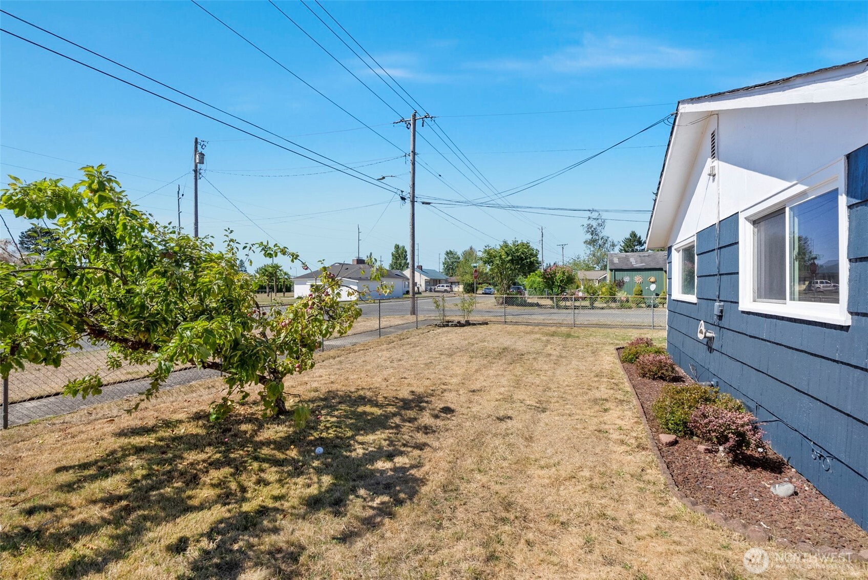 402 N 10th Street , Elma, WA 98541