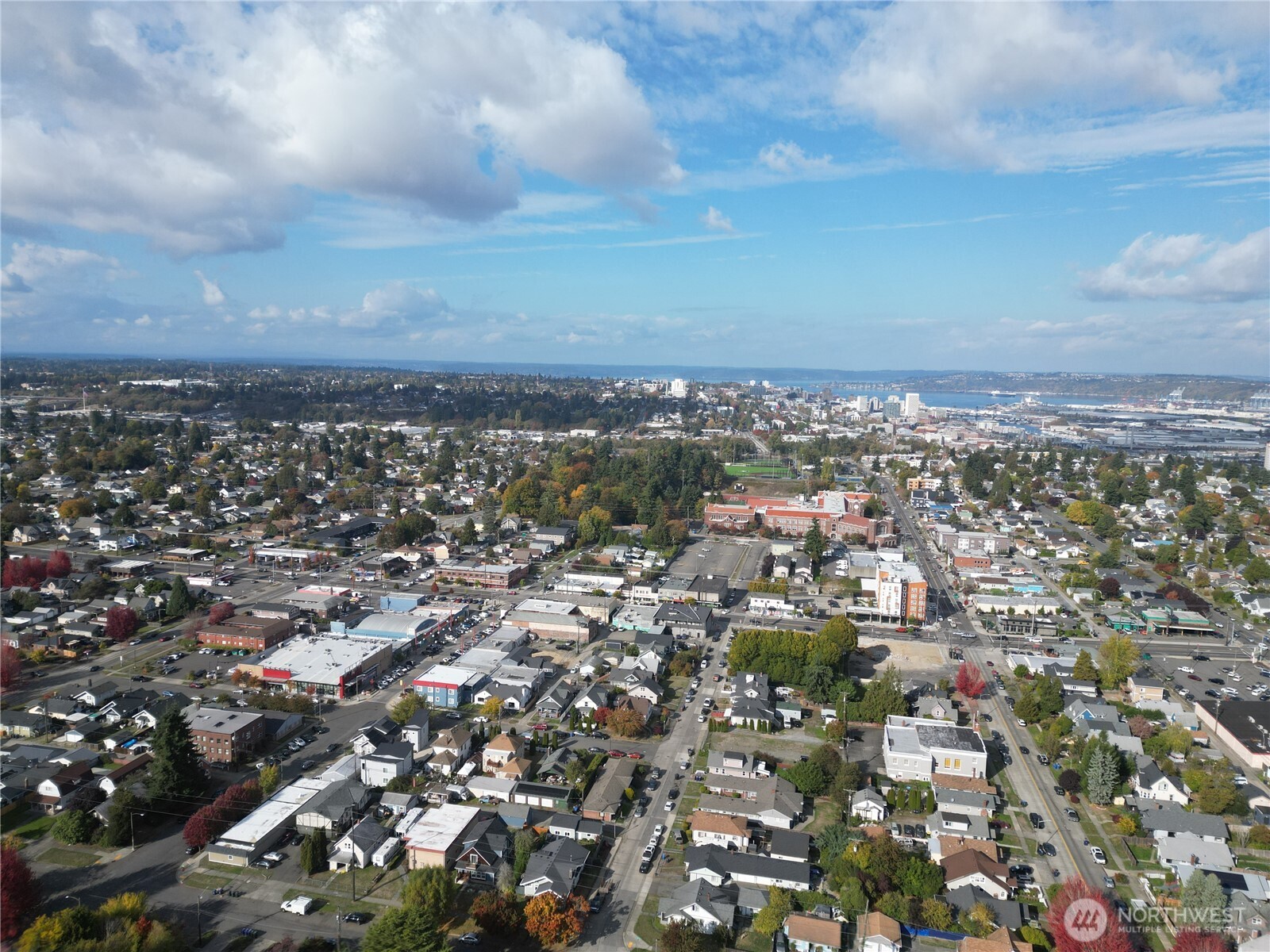 3841 S Park Avenue , Tacoma, WA 98418