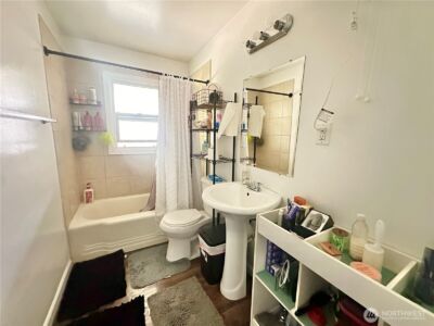 3841 S Park Avenue , Tacoma, WA 98418 - Photo 9