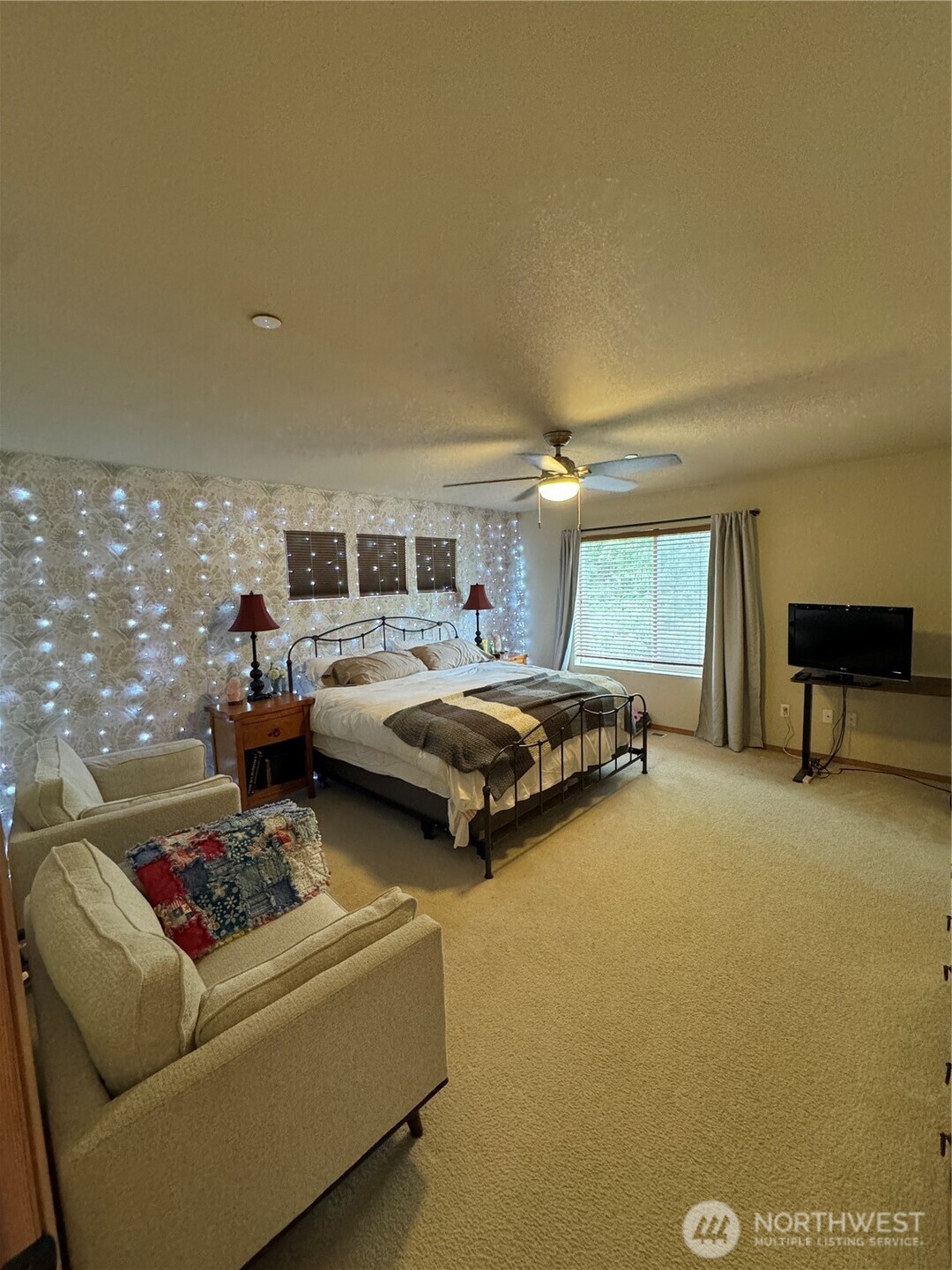 1320 Burnside , Dupont, WA 98327