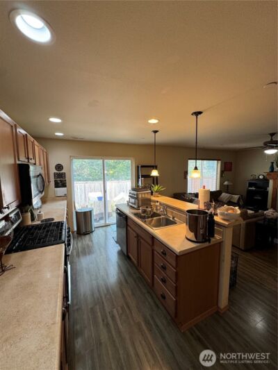 1320 Burnside , Dupont, WA 98327 - Photo 7