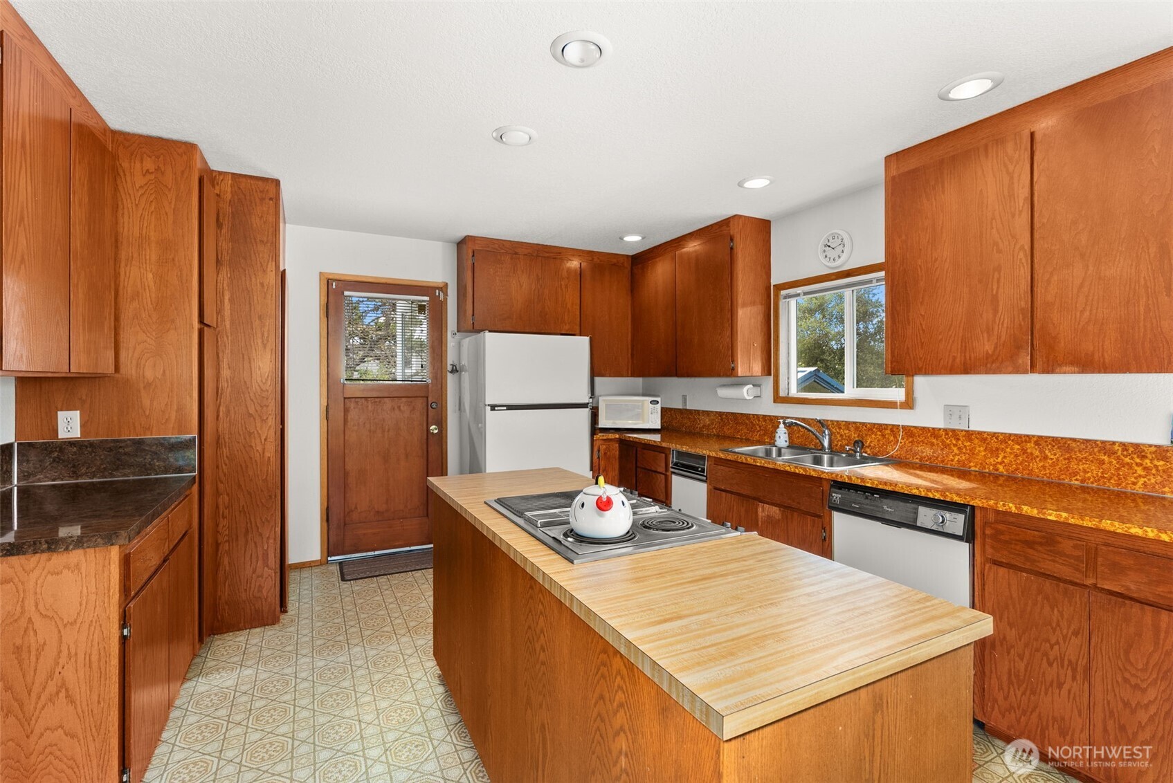 1298 Sandy Drive , Grayland, WA 98547