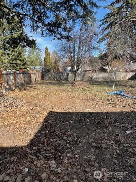 212 4th Street W, Tonasket, WA 98855