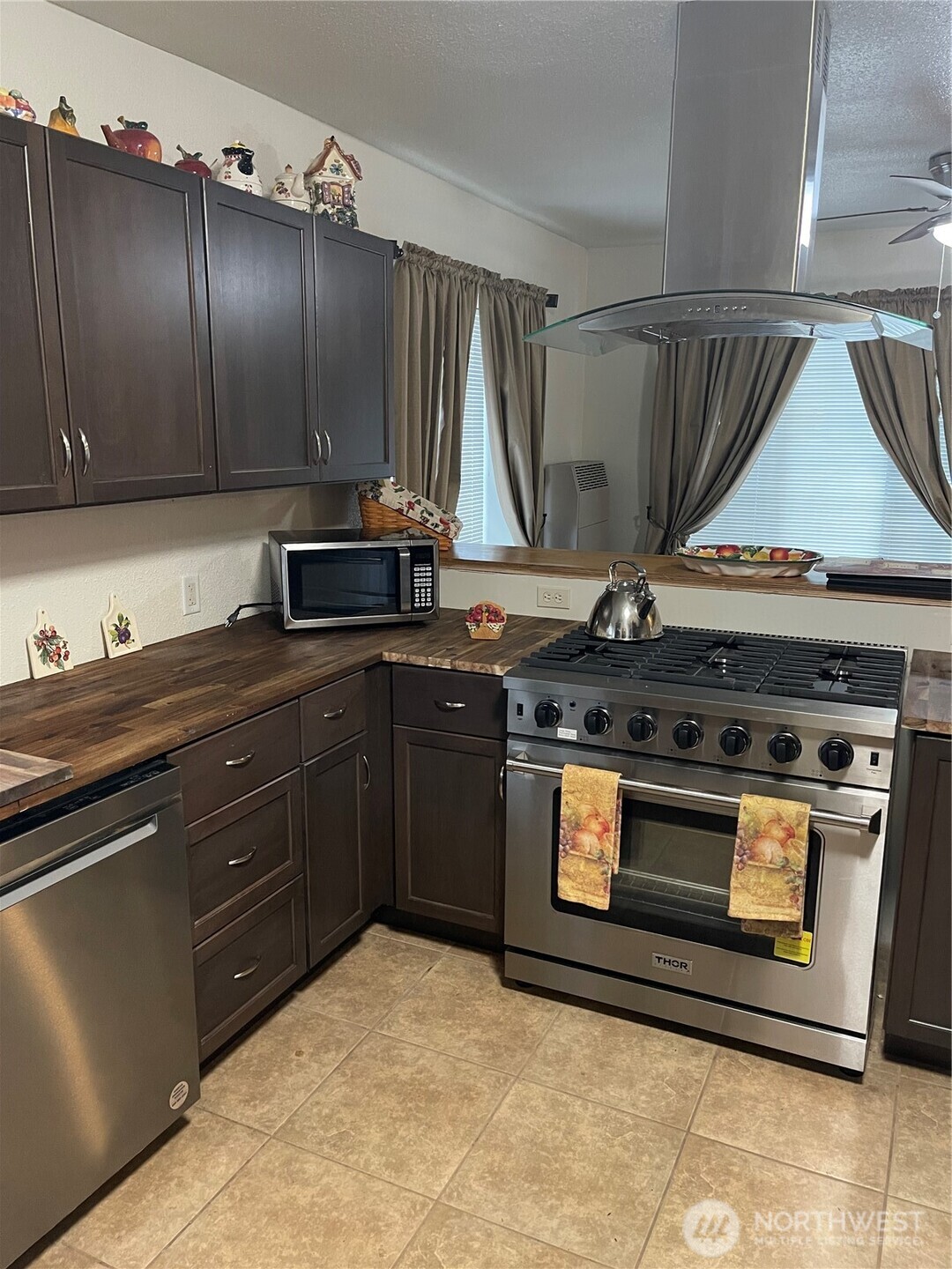 212 4th Street W, Tonasket, WA 98855
