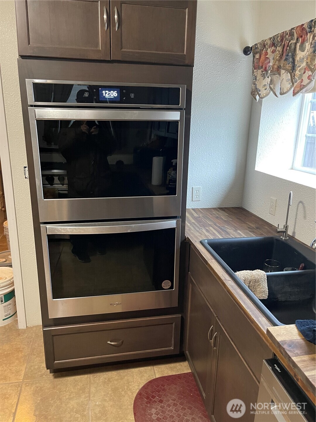 212 4th Street W, Tonasket, WA 98855