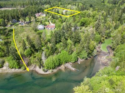 770 E April Avenue , Grapeview, WA 98546