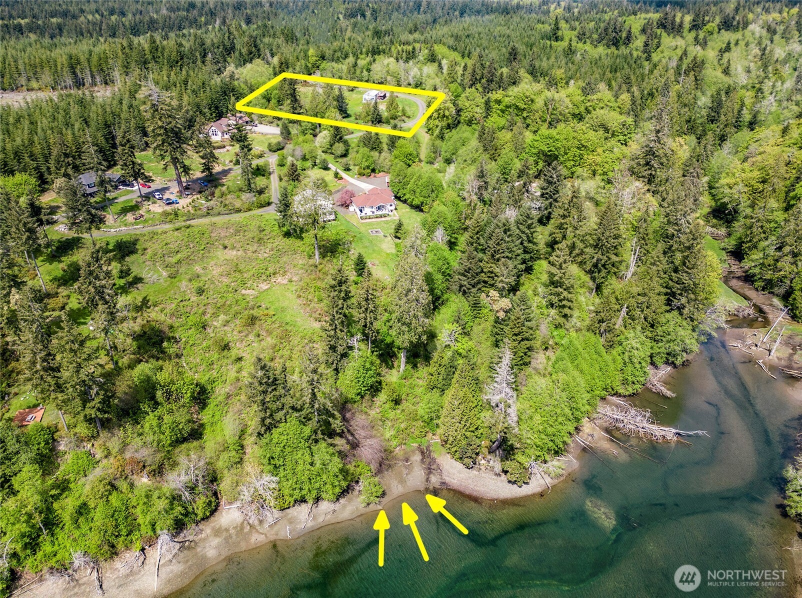 770 E April Avenue , Grapeview, WA 98546
