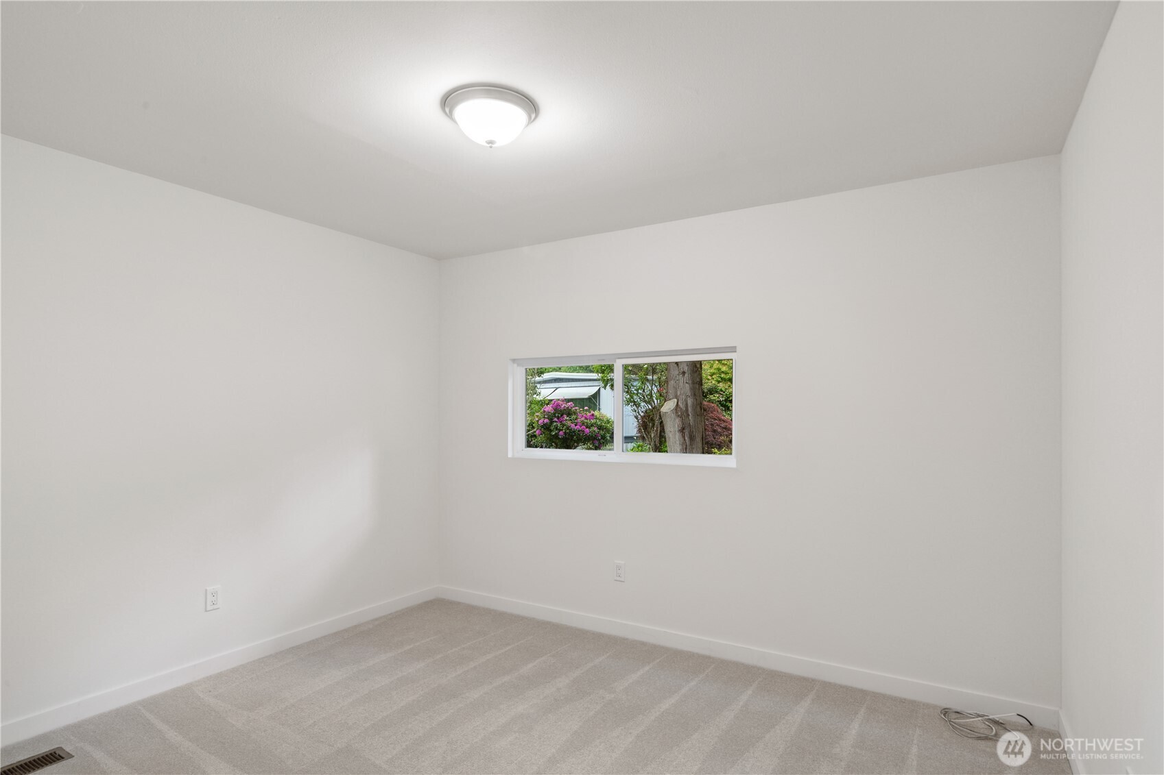 16300 NE State Highway 305 #10, Poulsbo, WA 98370