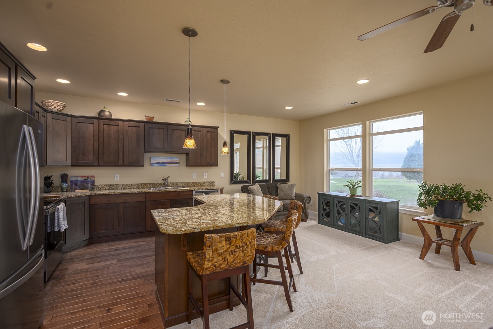 9246 NW Canyon Dr #C12, Quincy, WA 98848