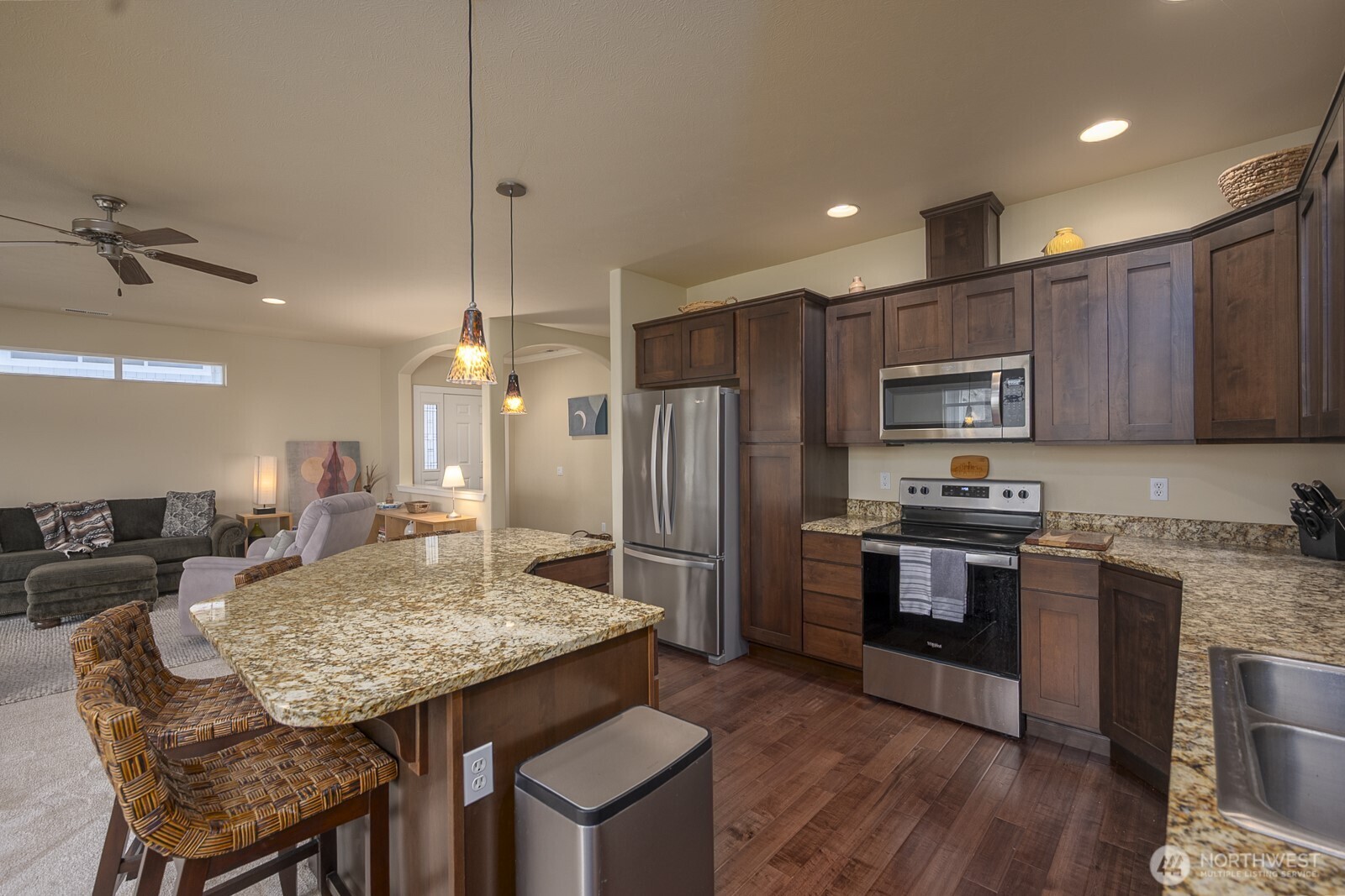 9246 NW Canyon Dr #C12, Quincy, WA 98848