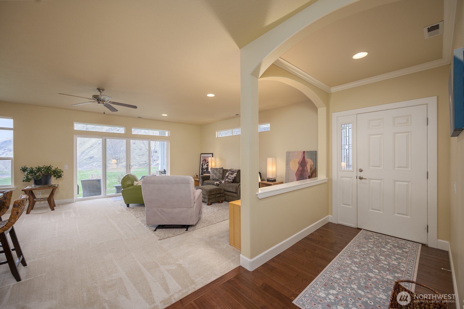 9246 NW Canyon Dr #C12, Quincy, WA 98848