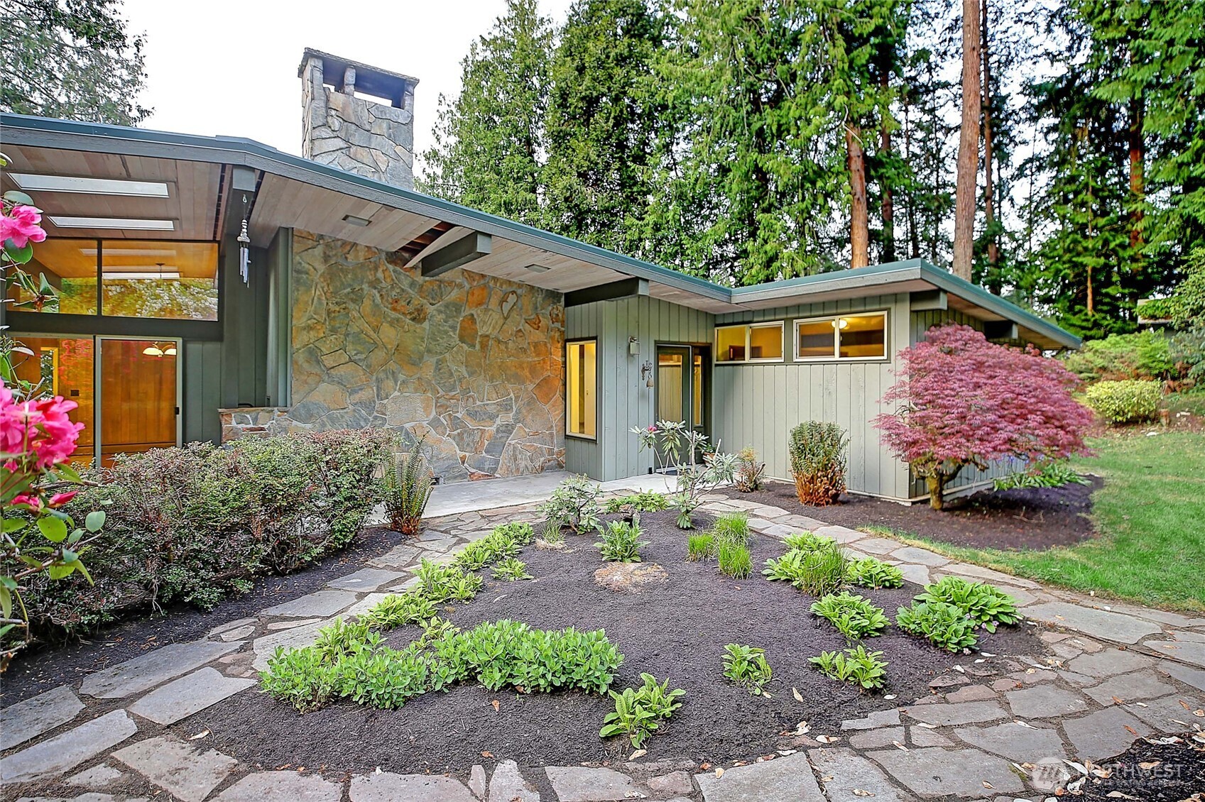 1357 Steffen Place , Camano Island, WA 98282