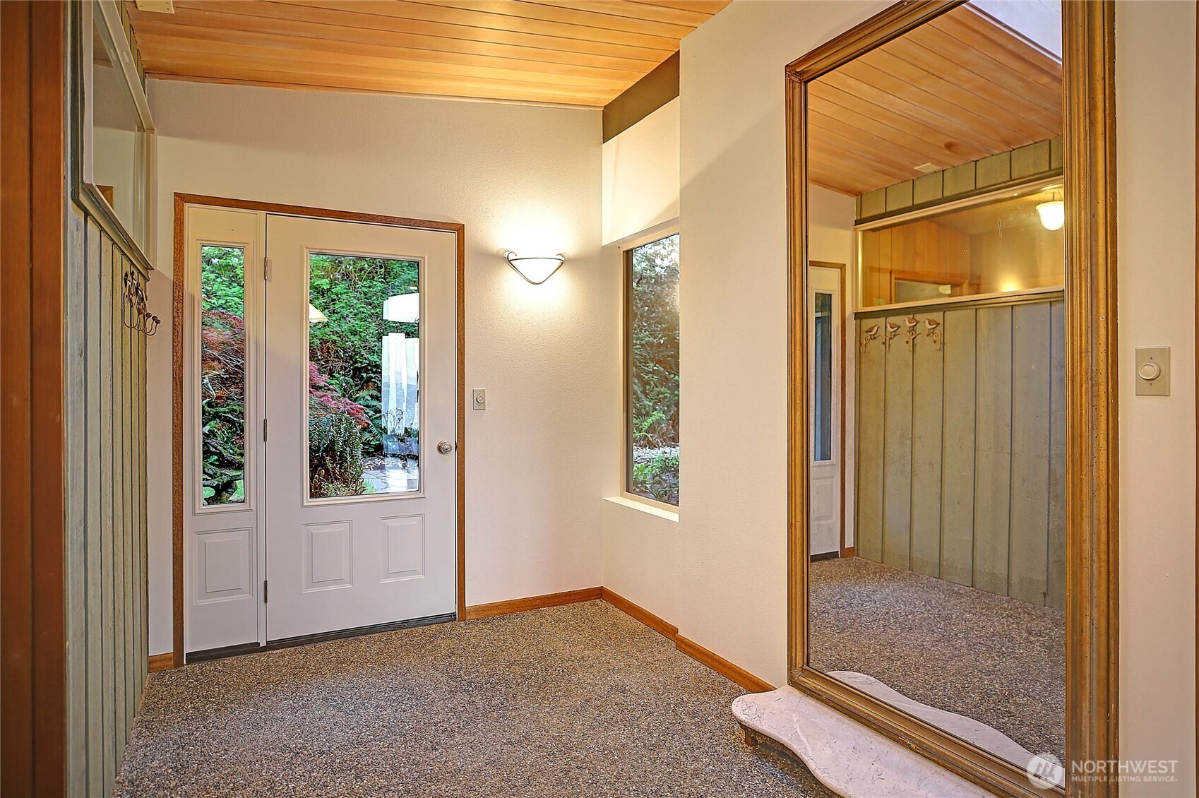 1357 Steffen Place , Camano Island, WA 98282