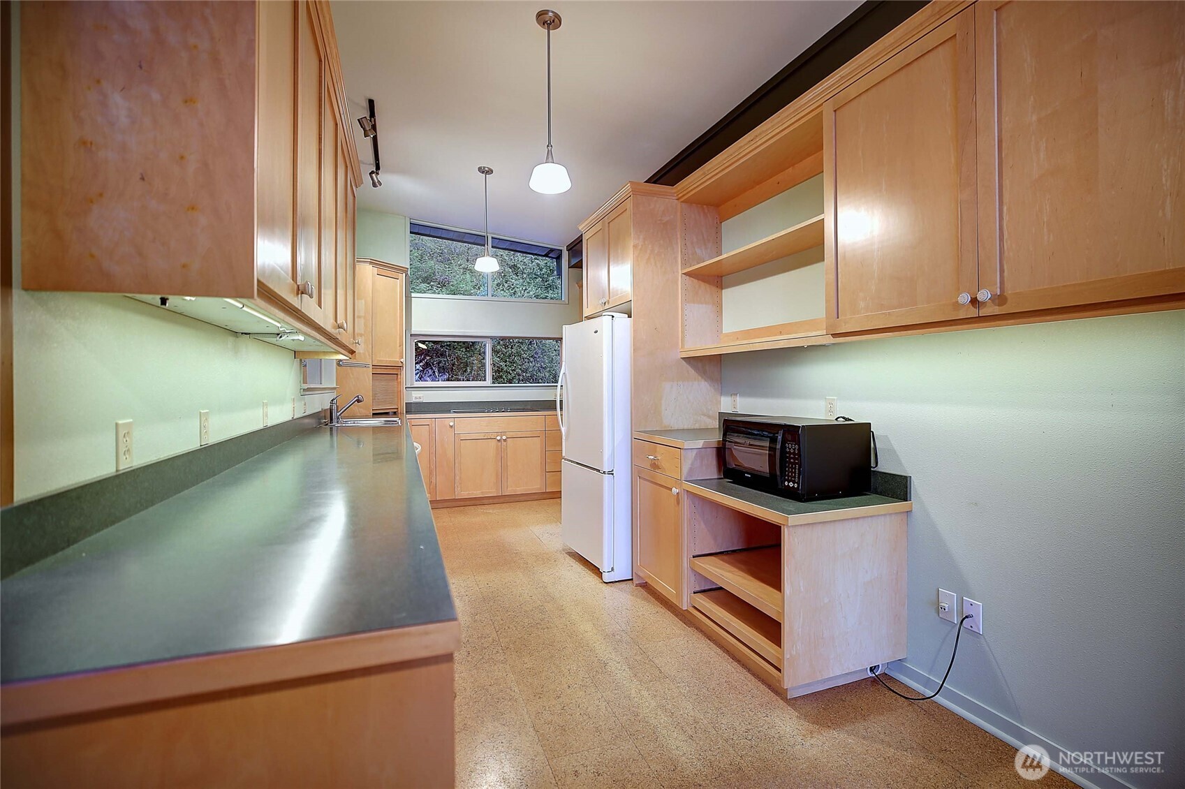 1357 Steffen Place , Camano Island, WA 98282