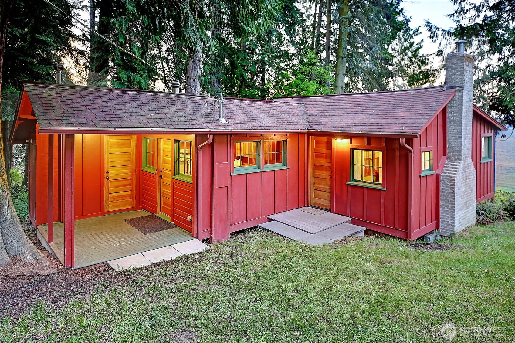 1357 Steffen Place , Camano Island, WA 98282