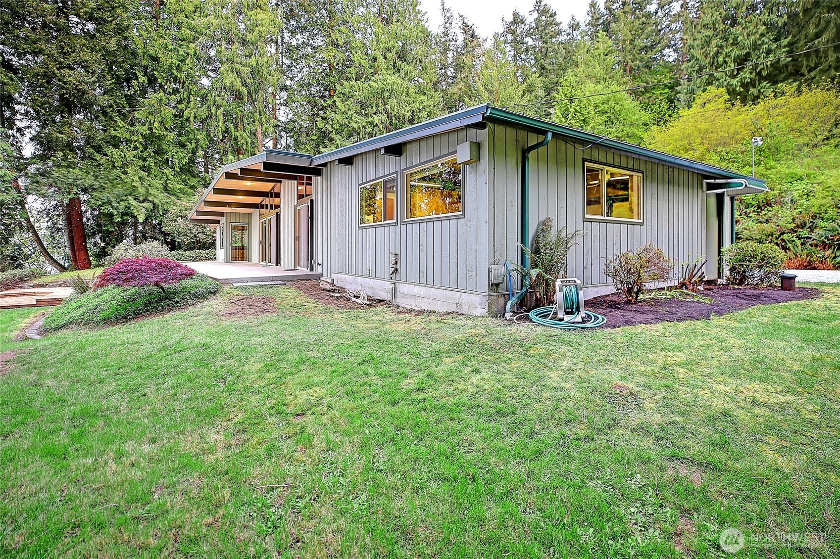 1357 Steffen Place , Camano Island, WA 98282
