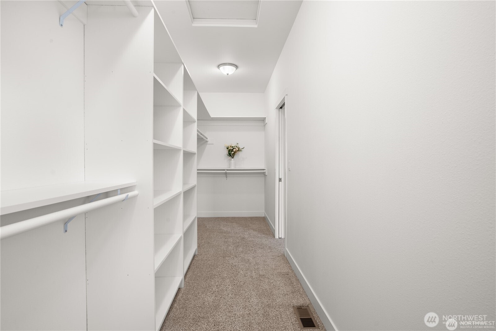 8431 Viewcrest Lane SE, Olympia, WA 98501