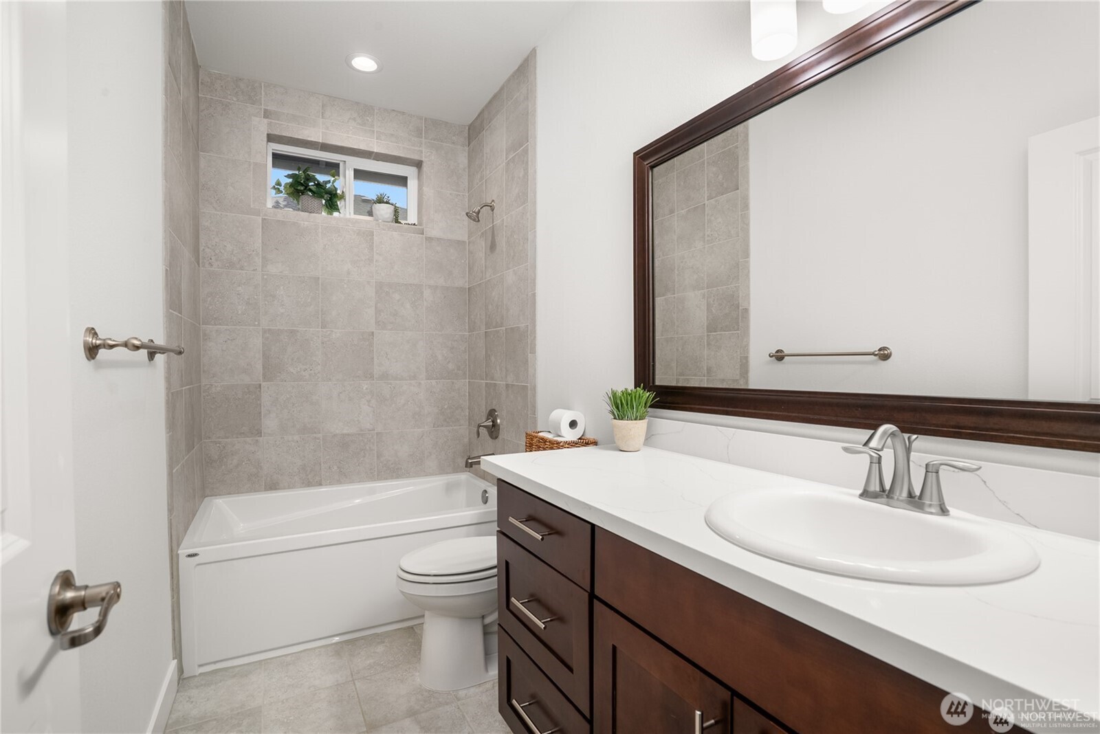 8431 Viewcrest Lane SE, Olympia, WA 98501