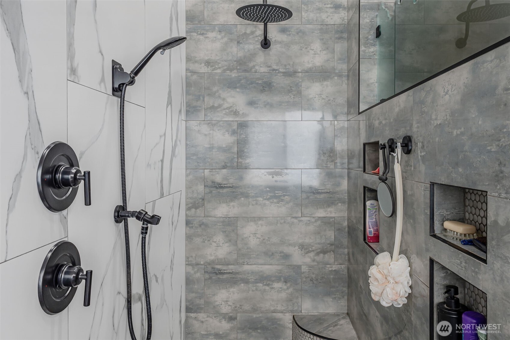 12516 Kapowsin Highlands Drive E, Graham, WA 98338