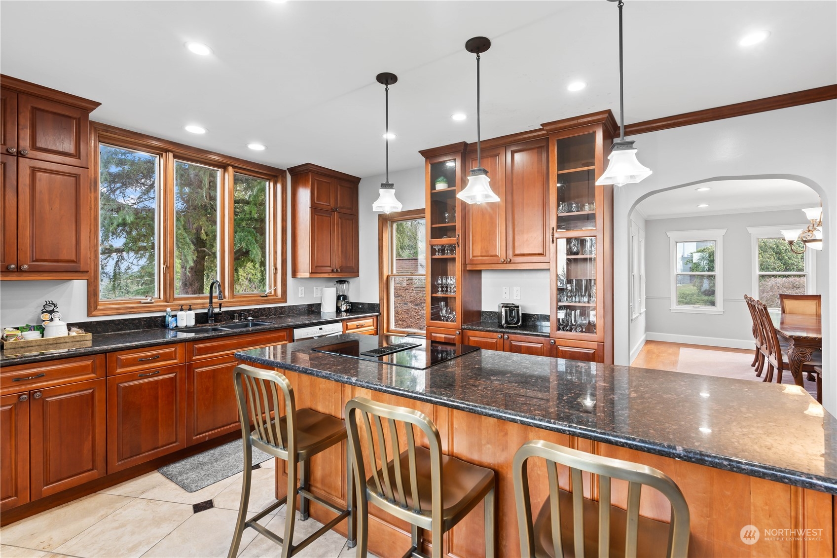 6320 Dash Point Boulevard NE, Tacoma, WA 98422