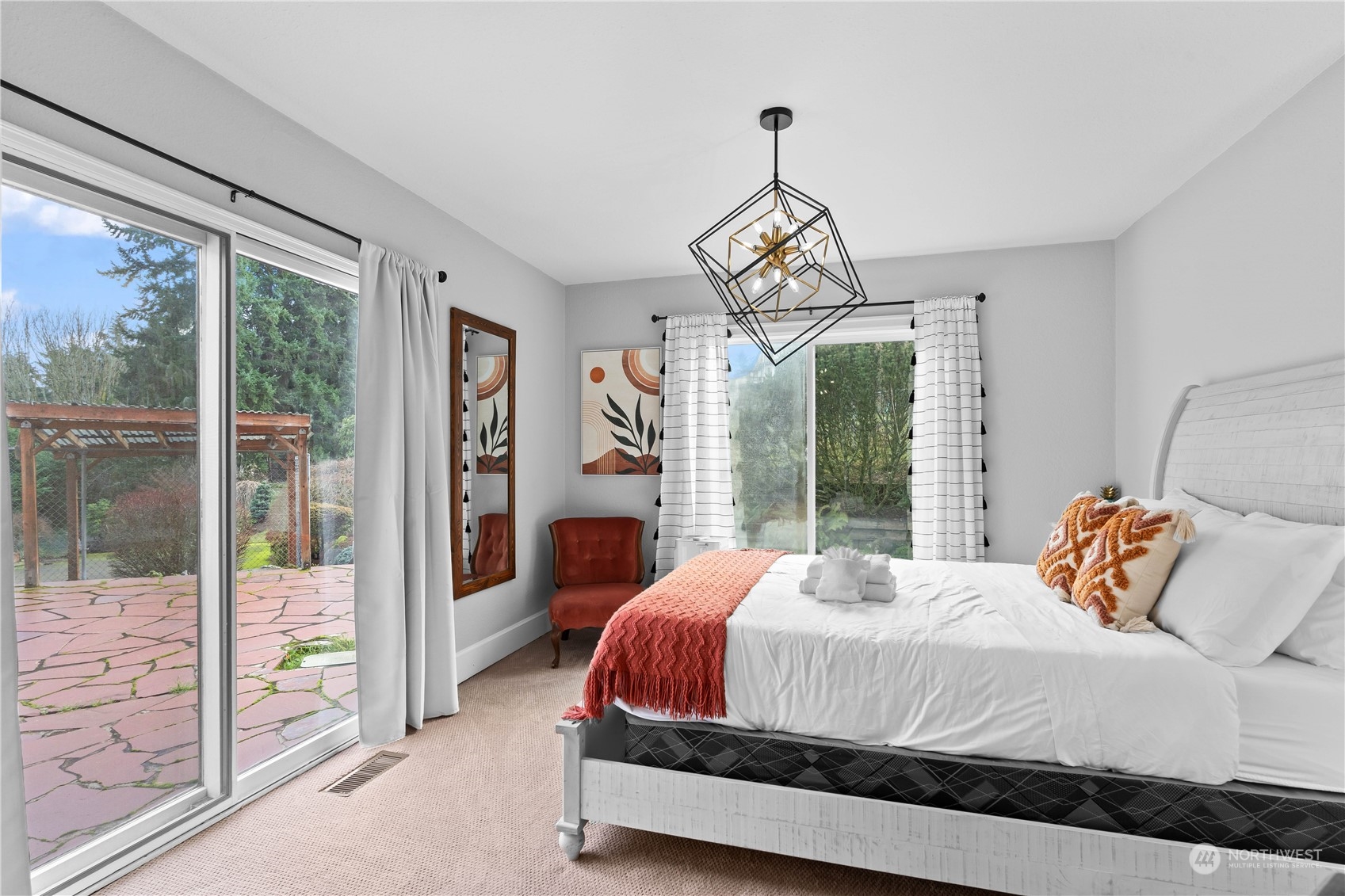 6320 Dash Point Boulevard NE, Tacoma, WA 98422