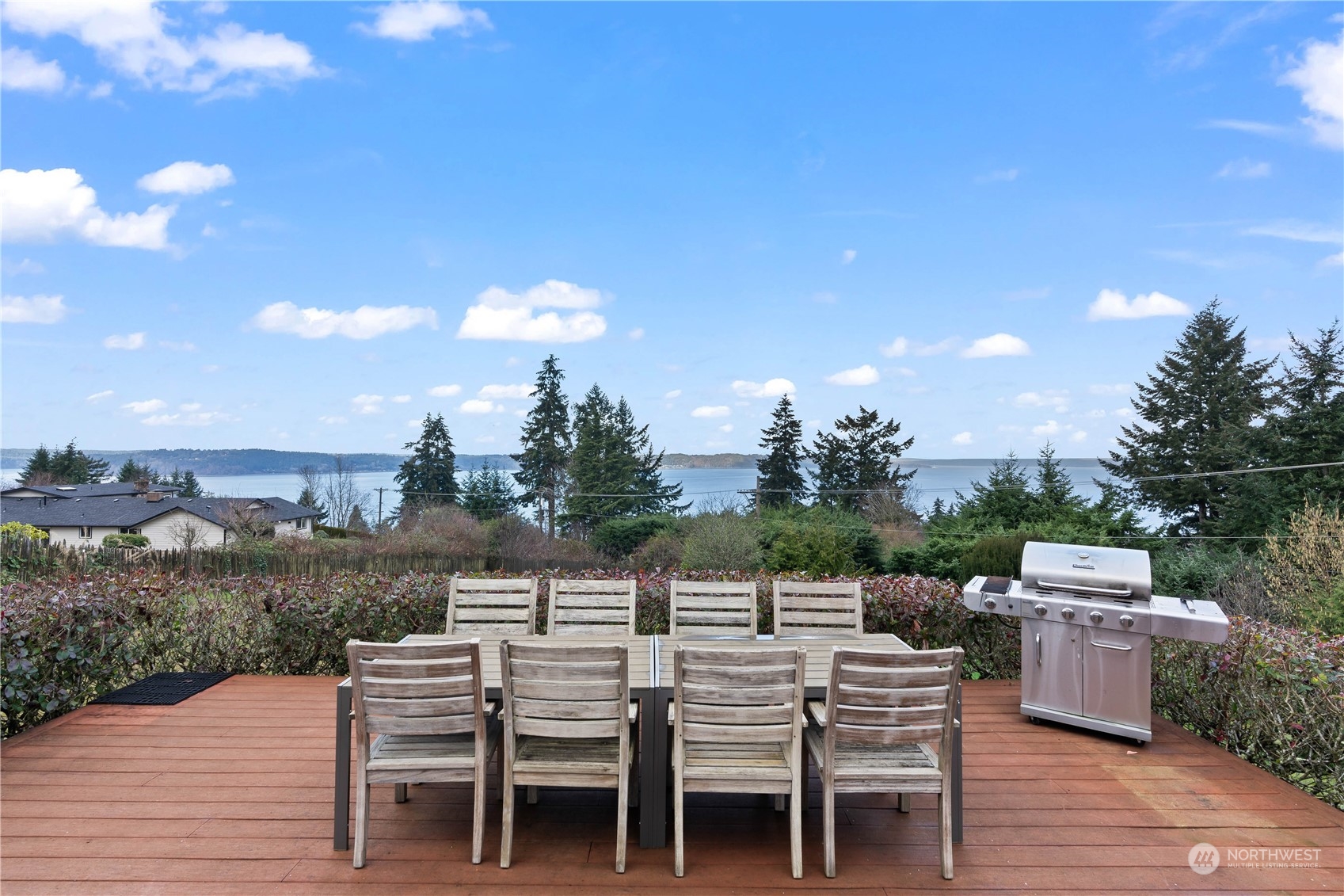 6320 Dash Point Boulevard NE, Tacoma, WA 98422