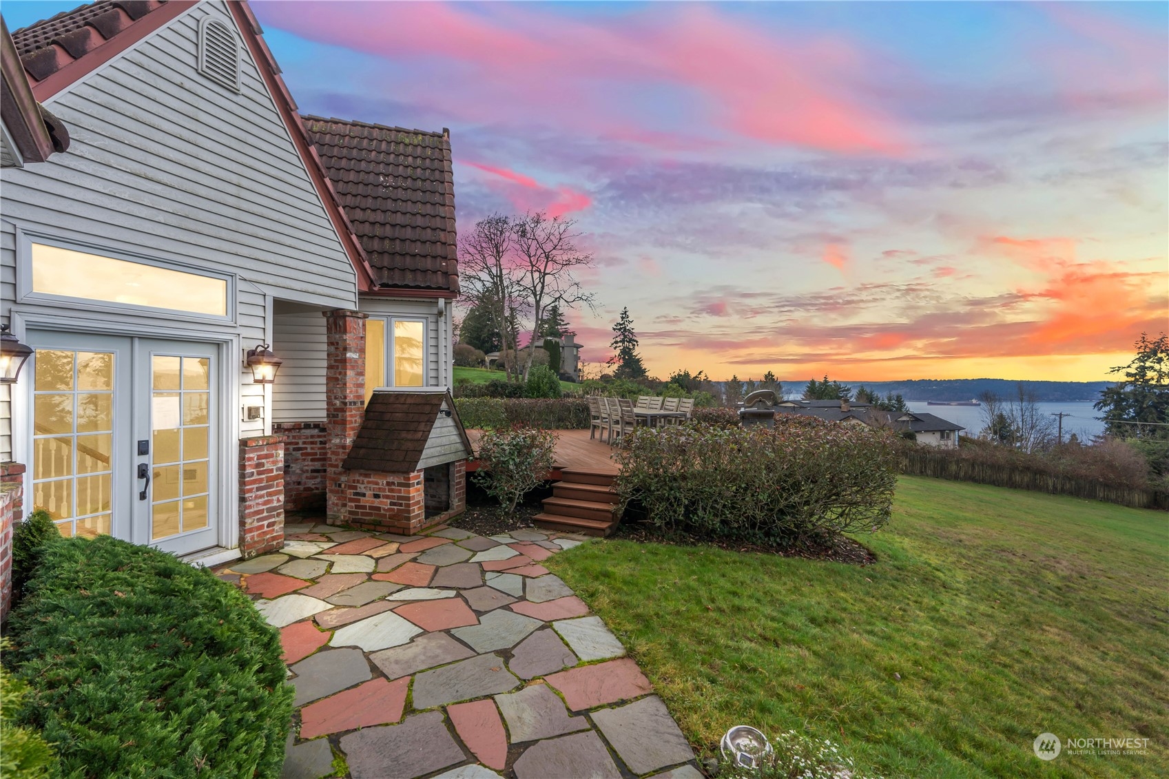 6320 Dash Point Boulevard NE, Tacoma, WA 98422