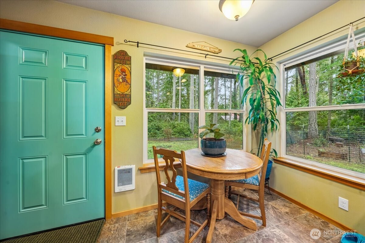 8918 129th Avenue Ct , Anderson Island, WA 98303