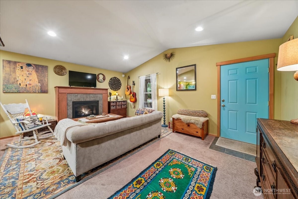 8918 129th Avenue Ct , Anderson Island, WA 98303