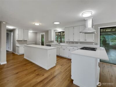 314 Snohomish Drive , La Conner, WA 98257 - Photo 3