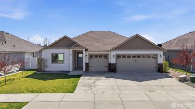 430 S Birch Street , Moses Lake, WA 98837