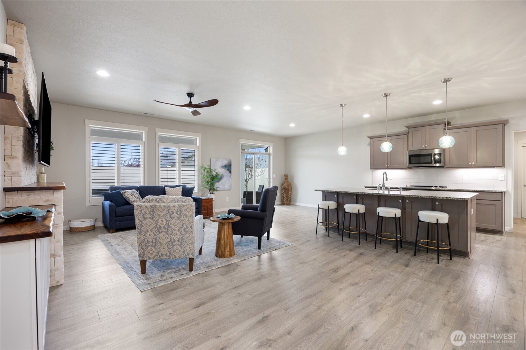 430 S Birch Street , Moses Lake, WA 98837