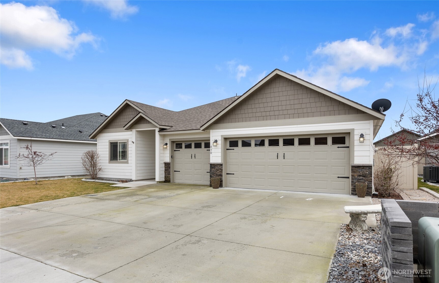 430 S Birch Street , Moses Lake, WA 98837