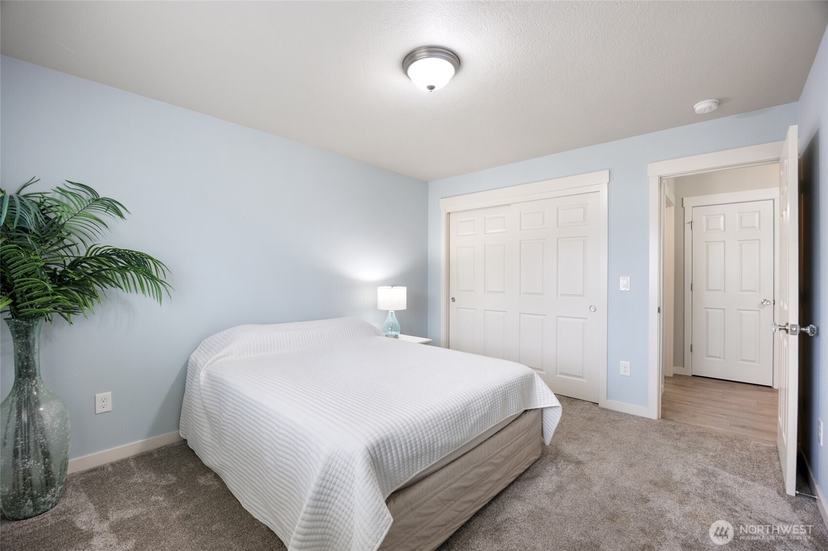 430 S Birch Street , Moses Lake, WA 98837