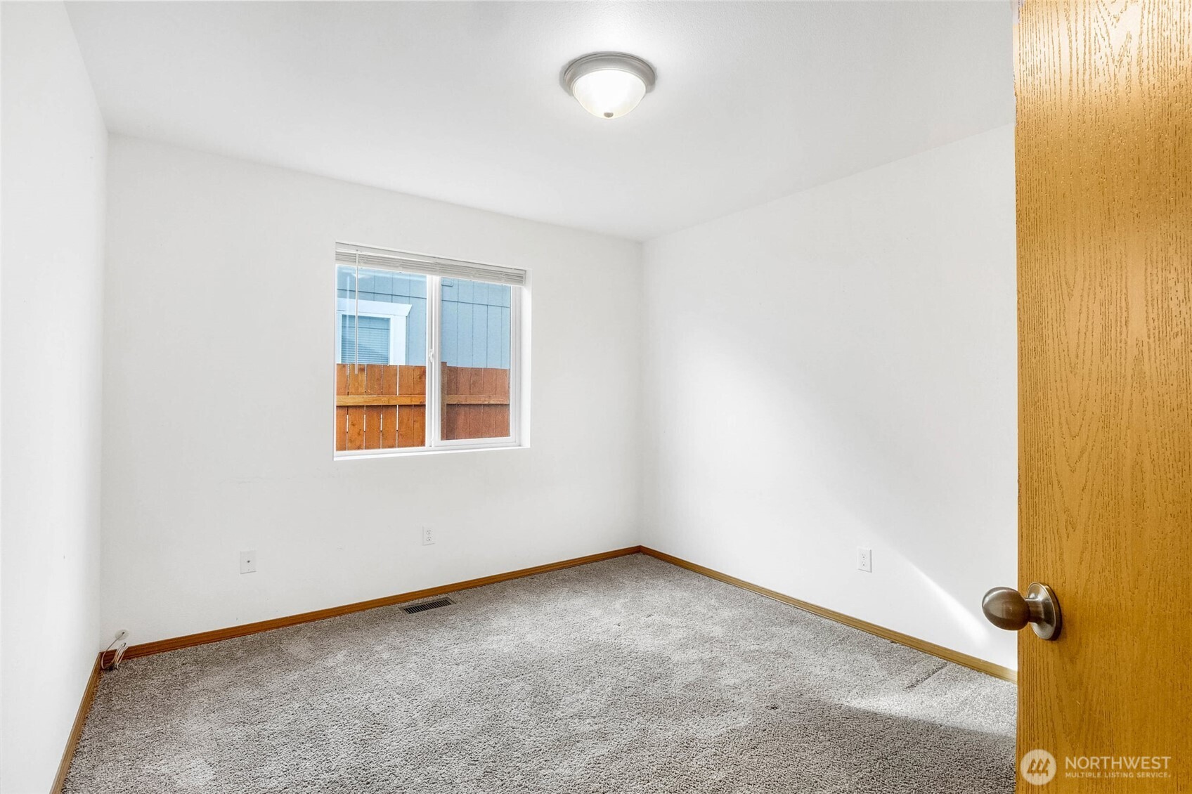 950 K Street SE, Ephrata, WA 98823