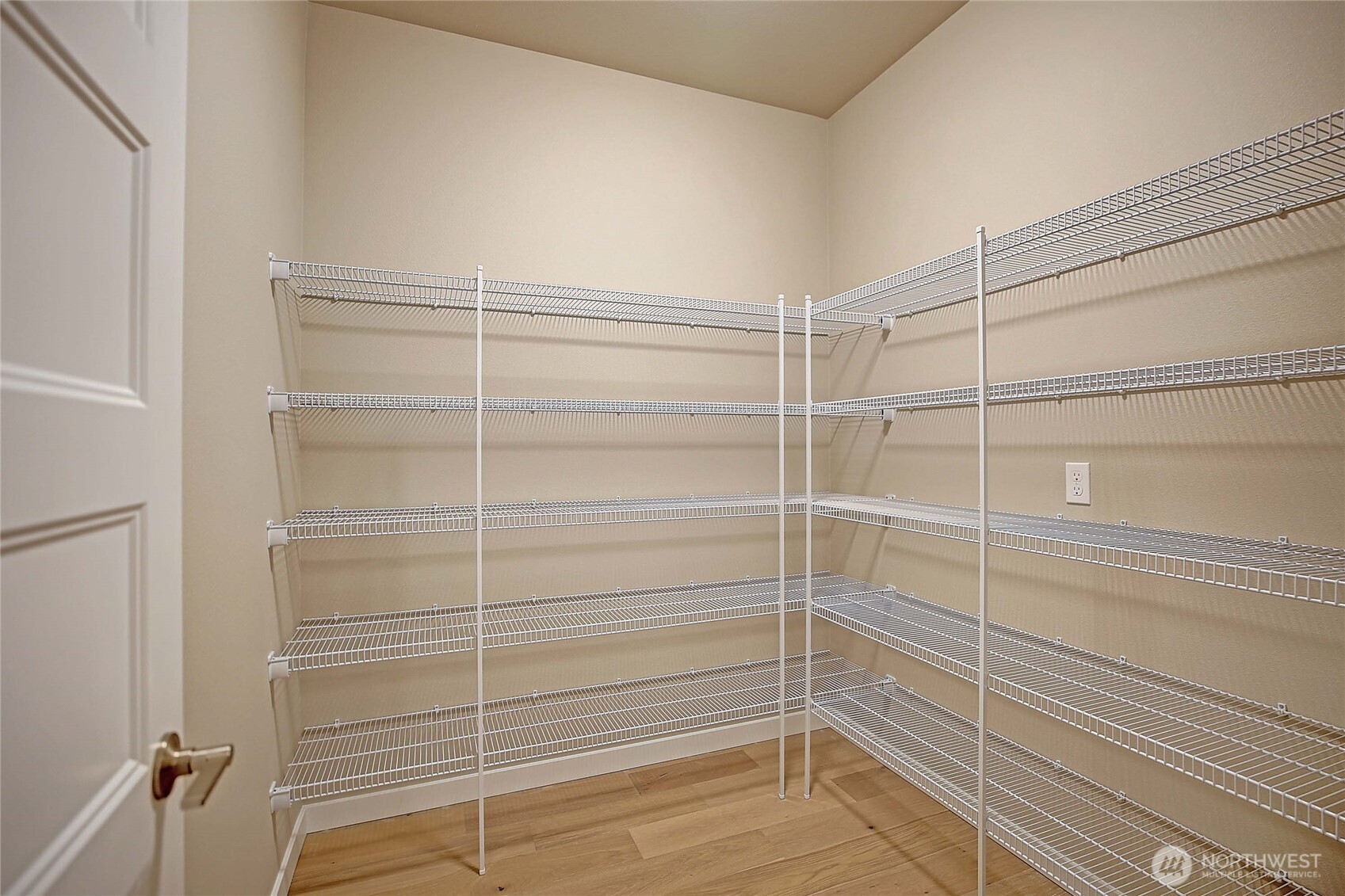 2802 Park Drive , Camano Island, WA 98282