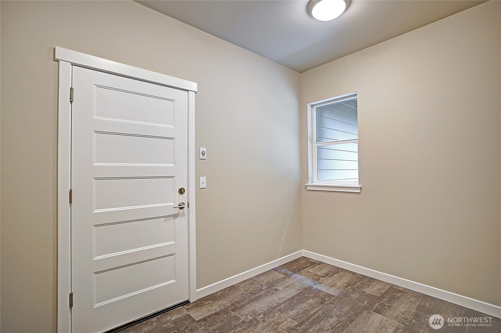 2802 Park Drive , Camano Island, WA 98282