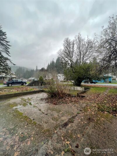 1143 Gaylord Street , Raymond, WA 98577 - Photo 2